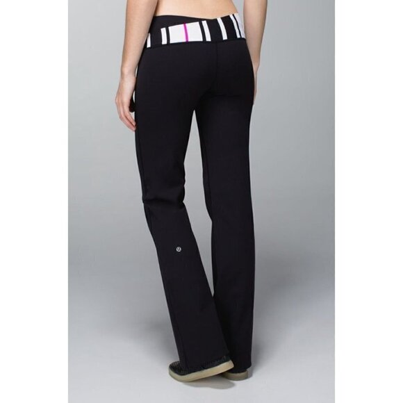 Lululemon Astro Pink & Black Criss Cross Waistband Flared Leg Yoga Pant 4 - Picture 2 of 6